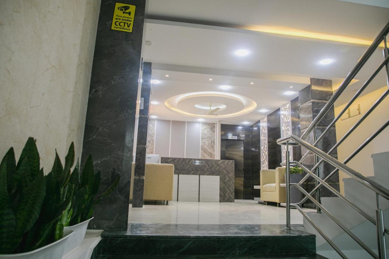 Crescent International Kohima المظهر الخارجي الصورة